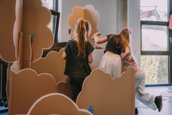 Stark Projekt | Gemeinsam durch die STARK-Welt: Kinder testen unser Konzept